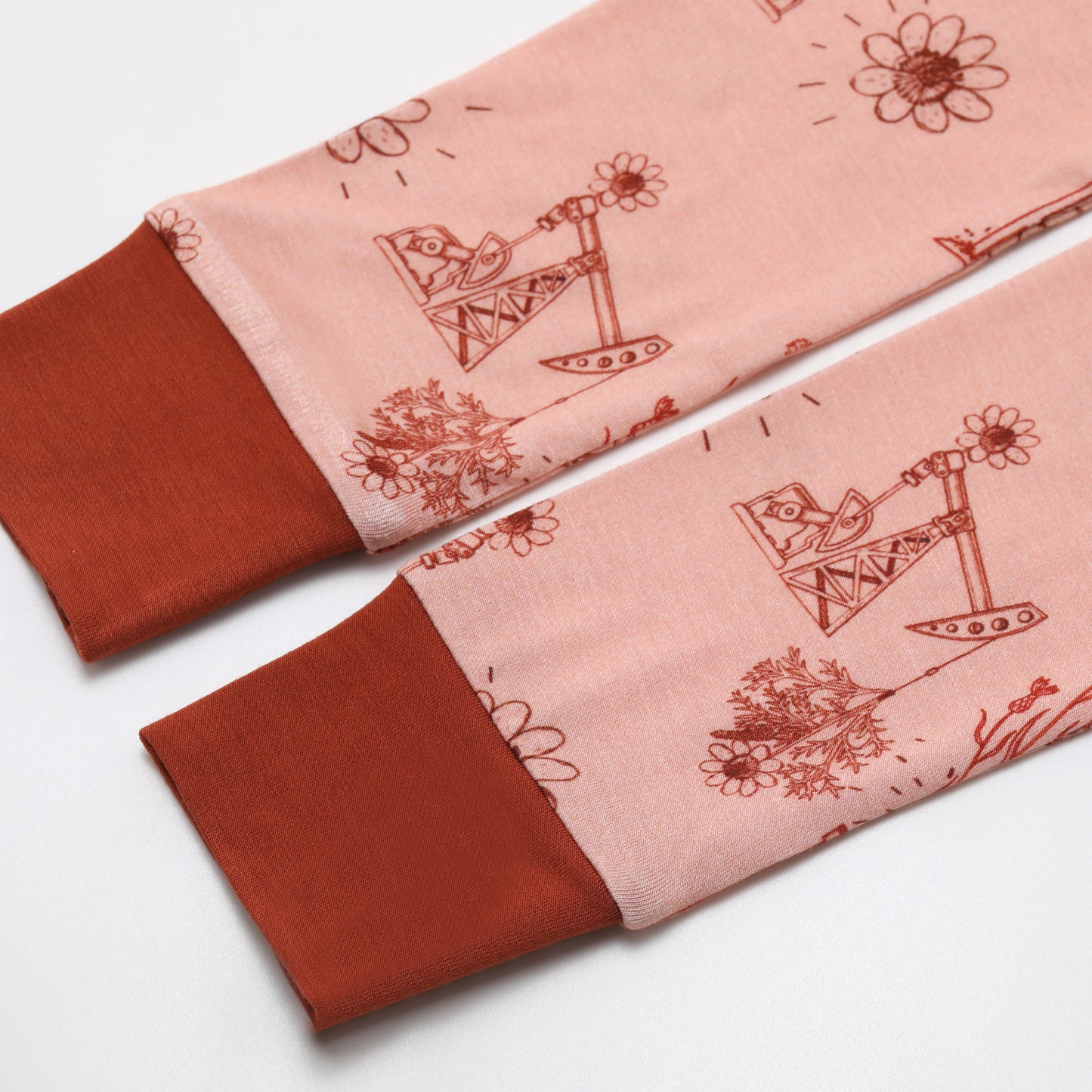 Flooralhand Two-Piece Set